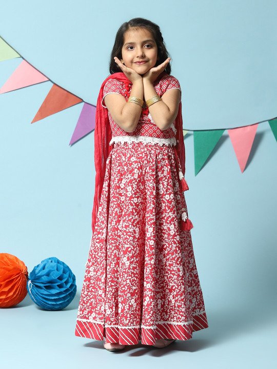 Girls Printed Lehenga & Blouse With Dupatta