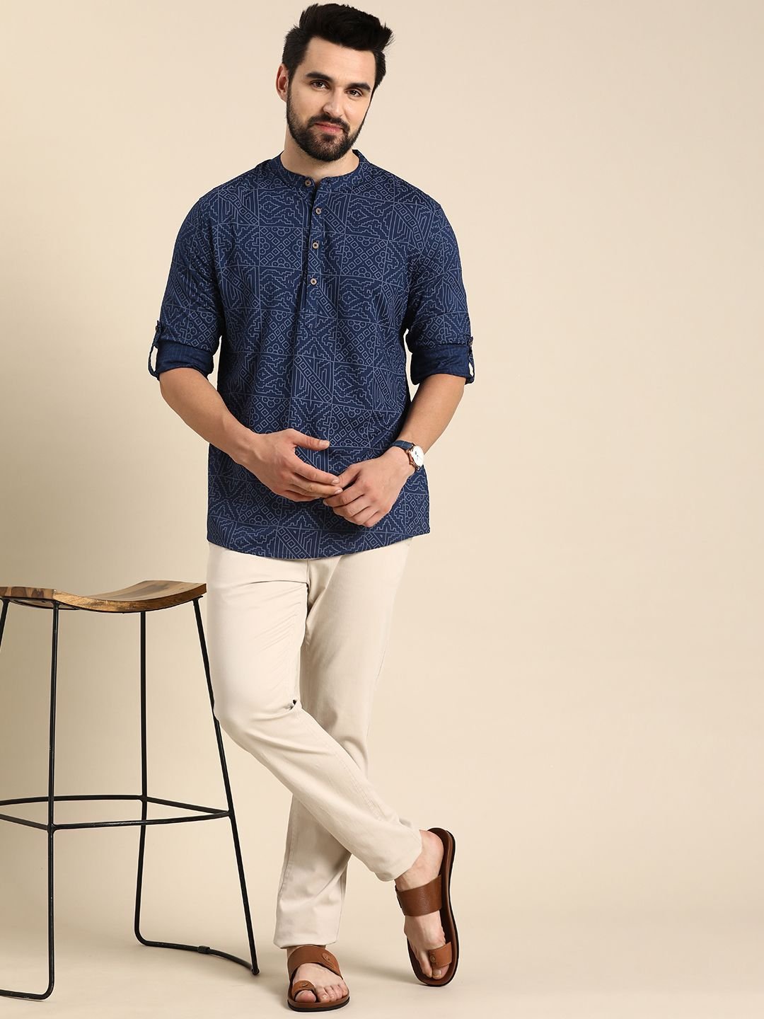 Men Geometric Printed Cotton Indigo Short Kurta